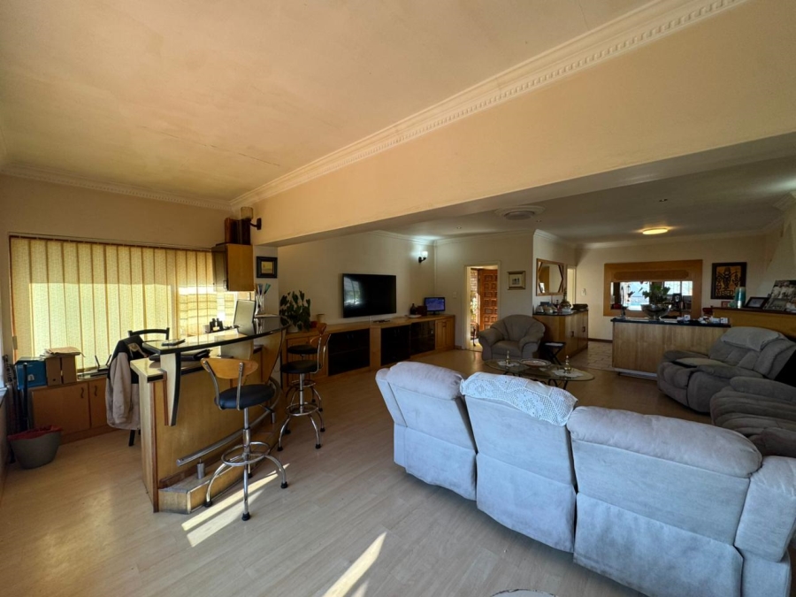 4 Bedroom Property for Sale in Milnerton Western Cape